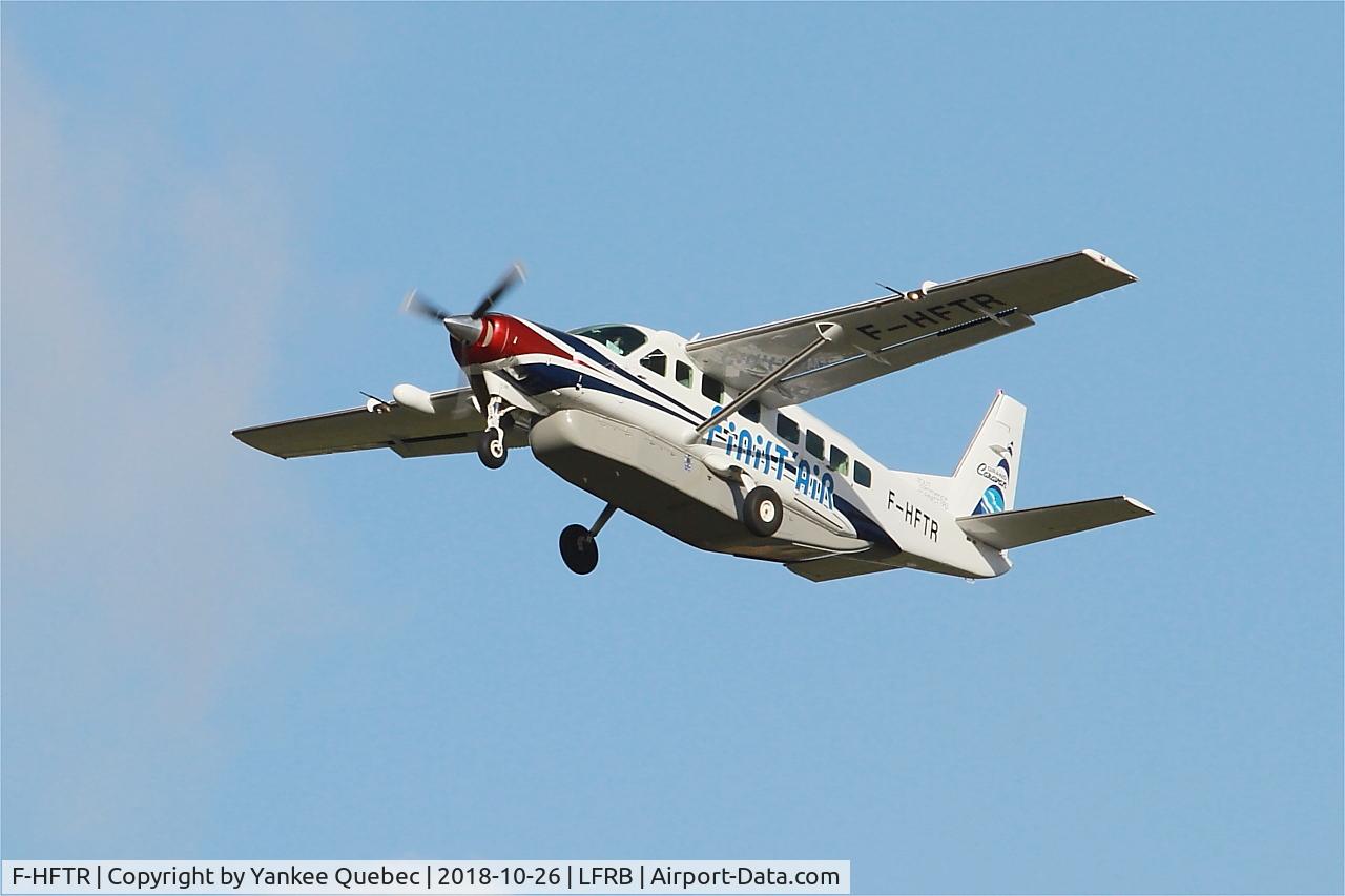 F-HFTR, 2008 Cessna 208B Grand Caravan C/N 208B-2041, Take off rwy 25L, Brest-Bretagne airport (LFRB-BES)