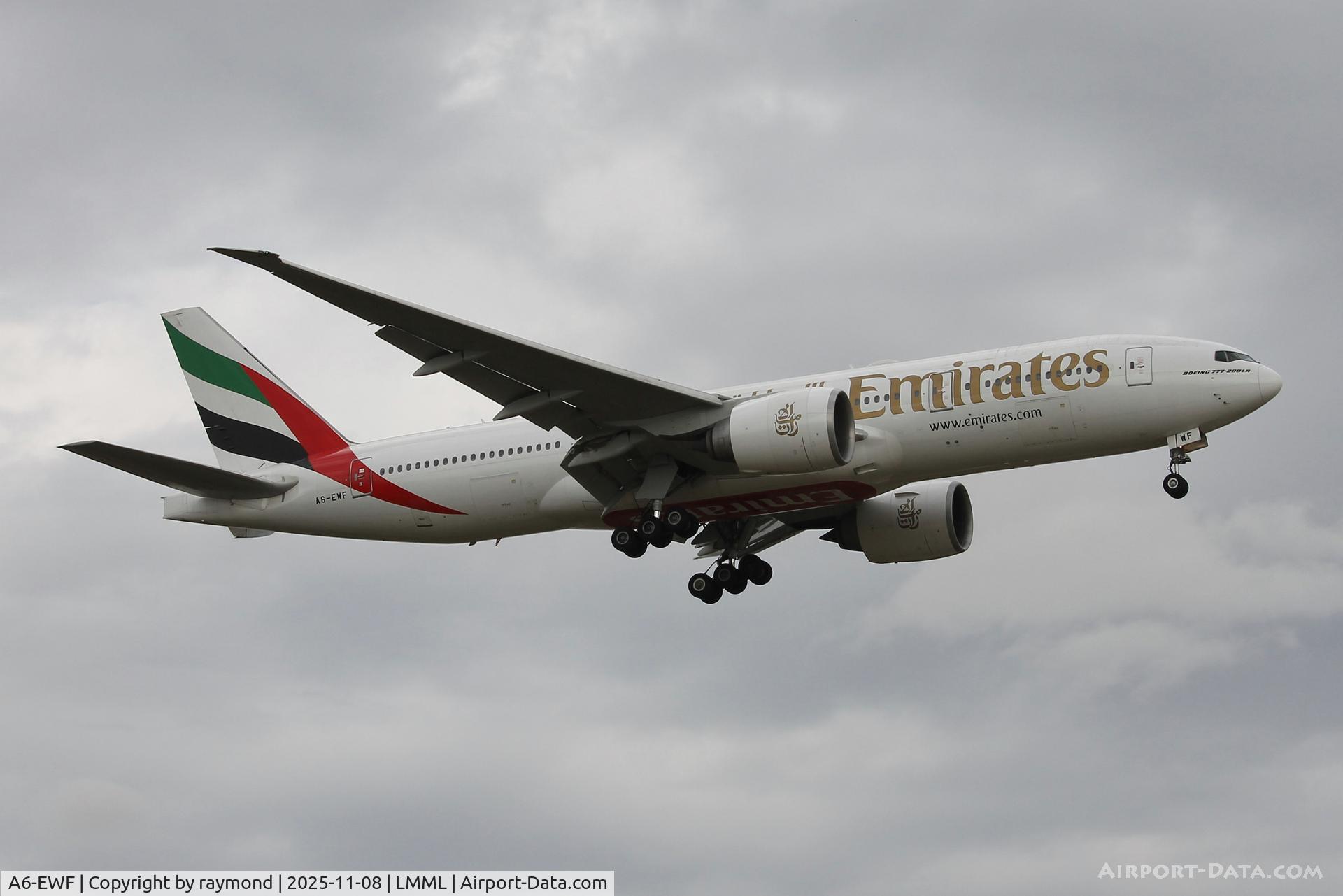 A6-EWF, 2008 Boeing 777-21H/LR C/N 35586, Boeing 777-21H/LR of Emirates Airlines reg A6-EWF on final approach for RW13 landing in Malta from Larnaca.