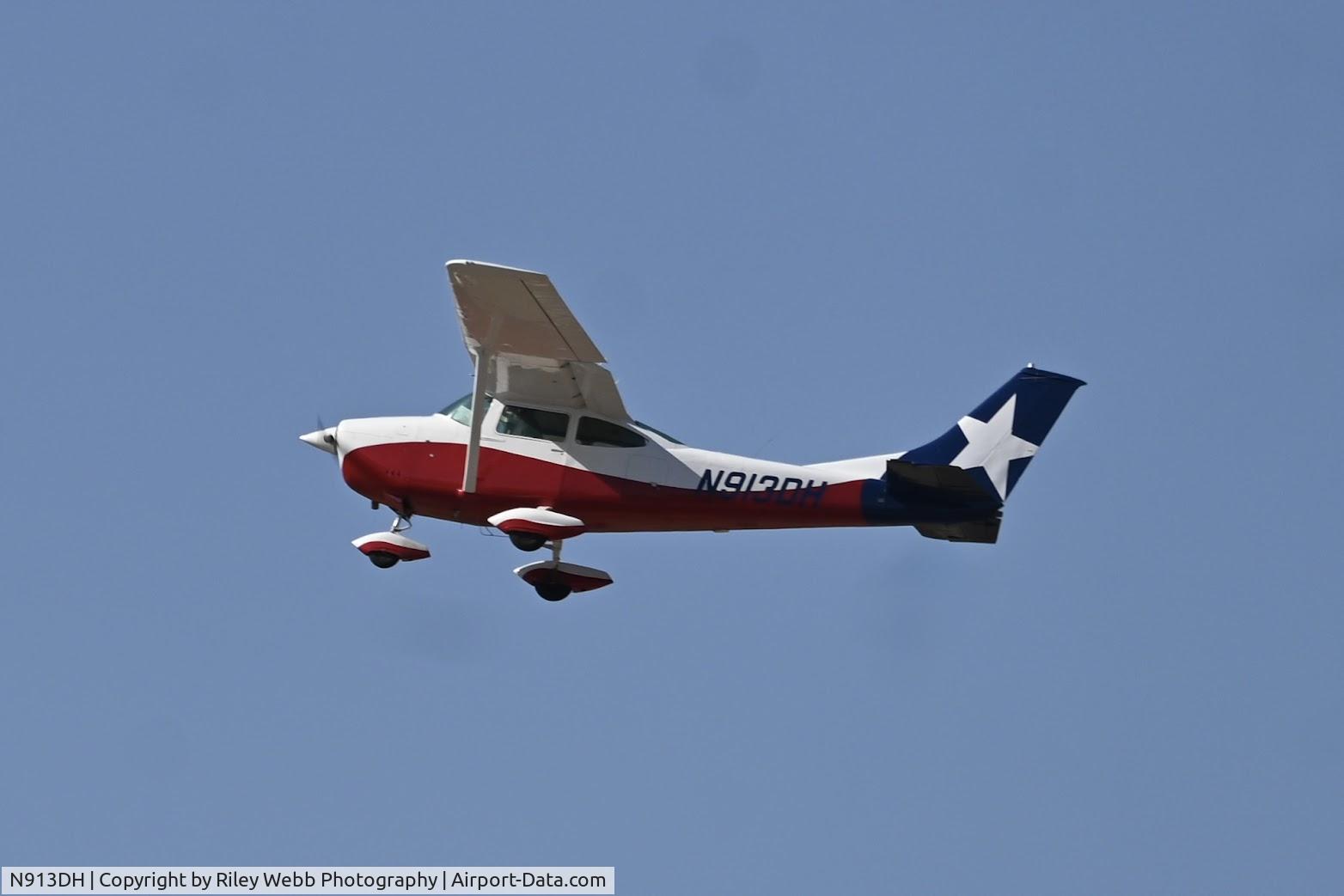 N913DH, 1968 Cessna 182L Skylane C/N 18259017, Departure