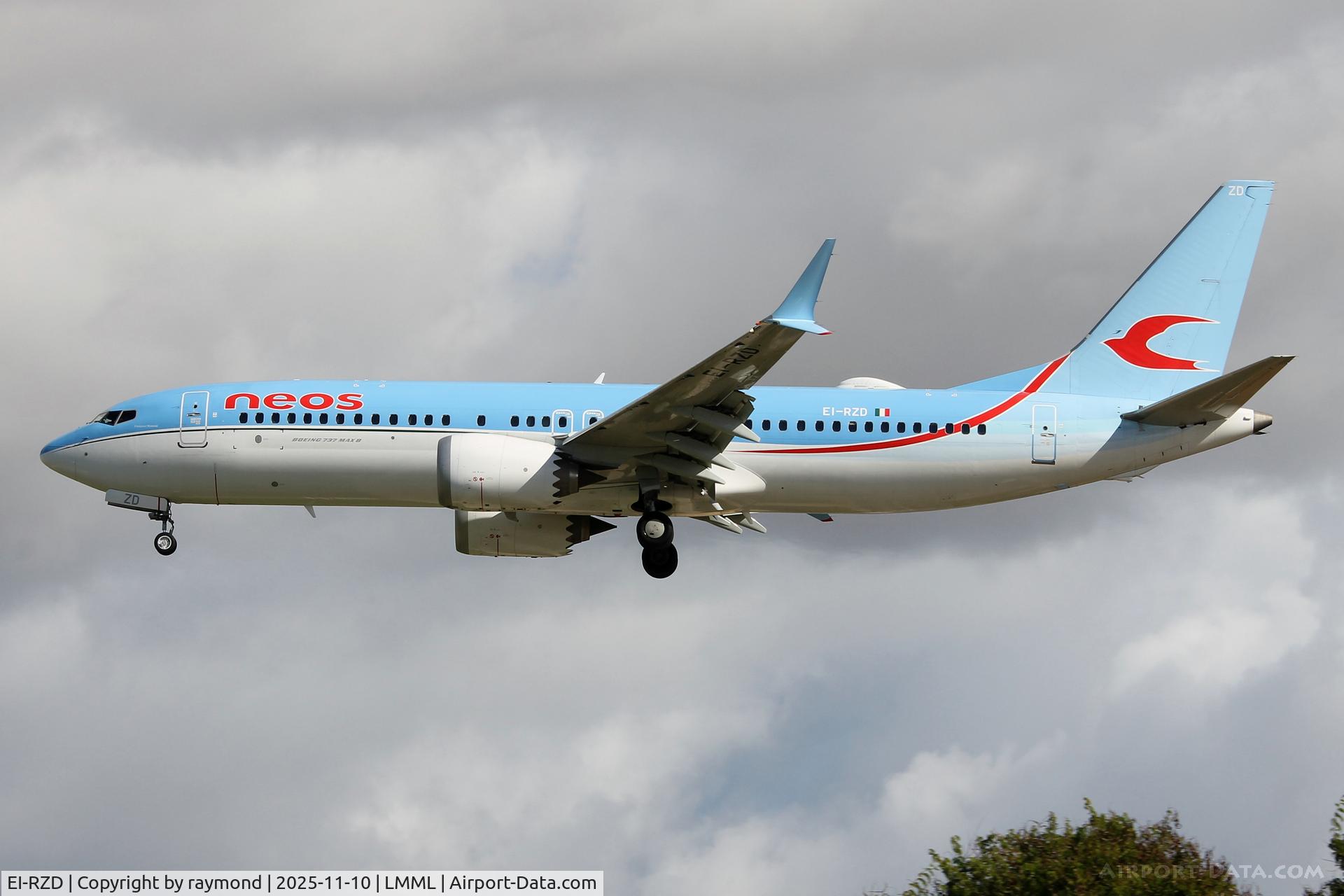 EI-RZD, Boeing 737-8 MAX C/N 43582, Boeing 737-8 MAX reg EI-RZD of Neos on final approach for RW31 landing in Malta from Milan Malpensa.