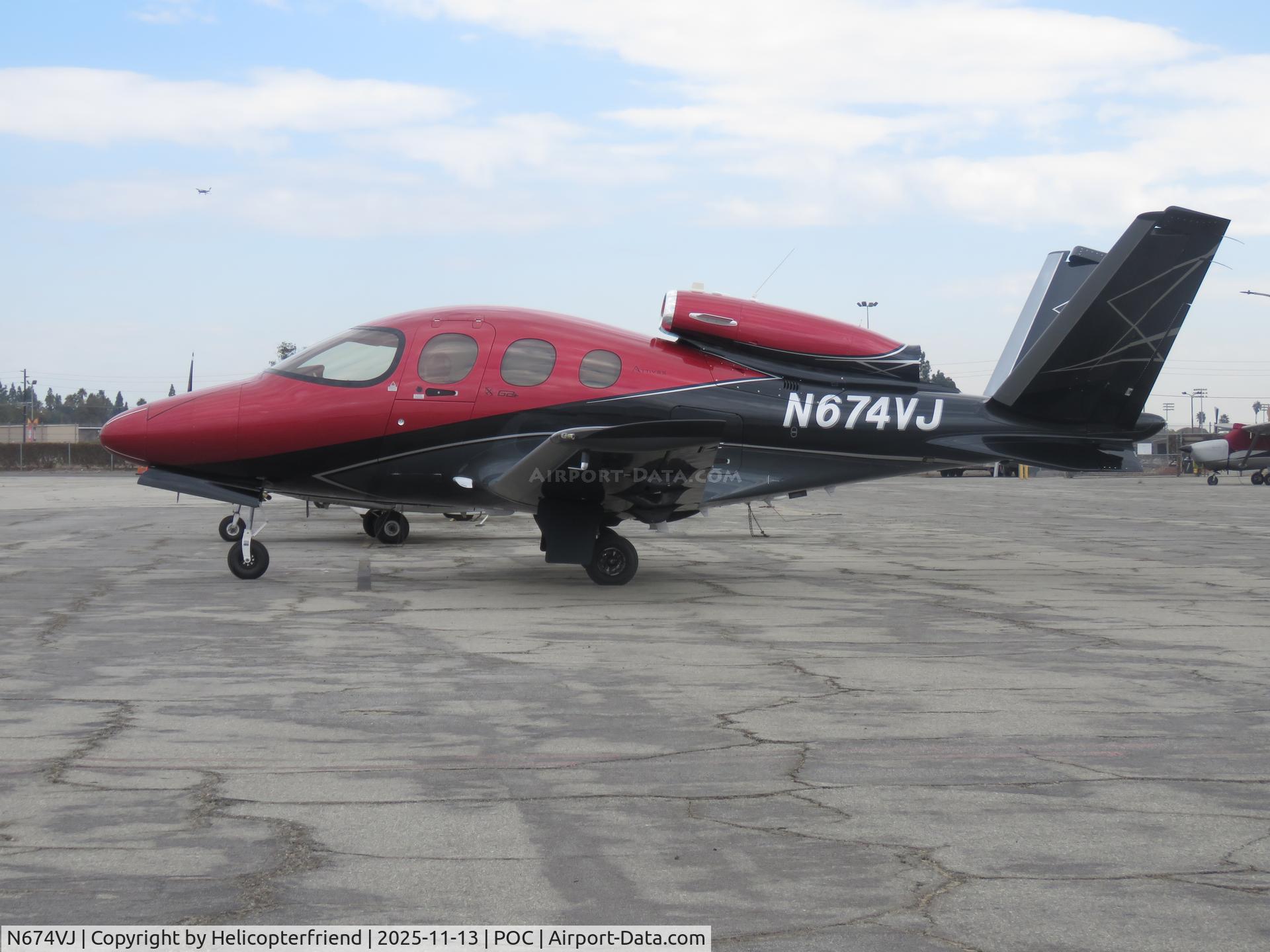 N674VJ, 2025 Cirrus SF50 G2+ Arrivee C/N 0674, Intake for Williams FJ33 engine