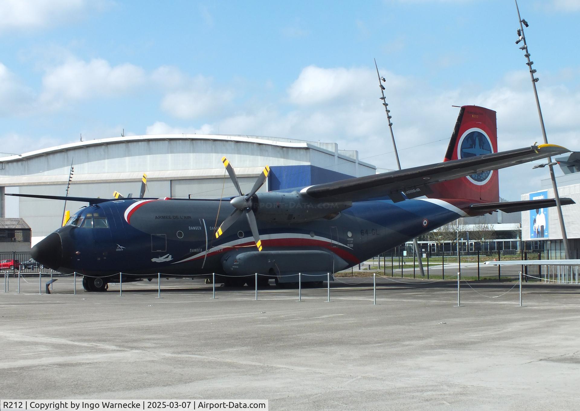 R212, Transall C-160R C/N 215, Transall C-160R in 'last flight in French Air Force 2022' special colours at the Aeroscopia, Blagnac (Toulouse)