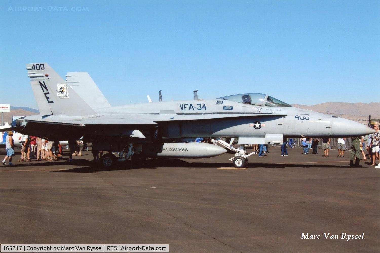 165217, McDonnell Douglas F/A-18C Hornet C/N 1396/C442, NE-400 of VFA-34 Blue Blasters at the 2007 Reno Air Races.