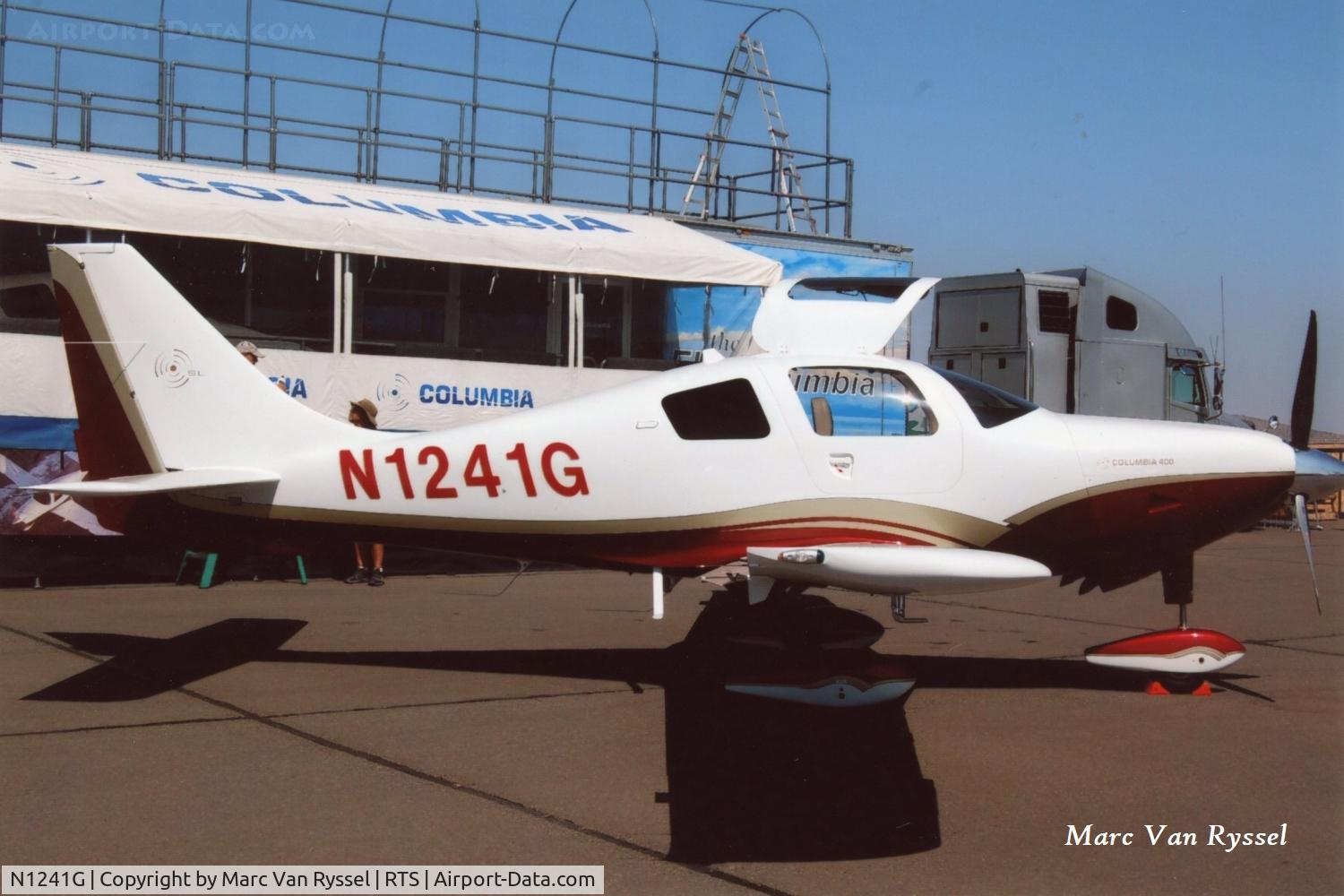 N1241G, 2007 Columbia Aircraft Mfg LC41-550FG C/N 41777, At the 2007 Reno Air Races.