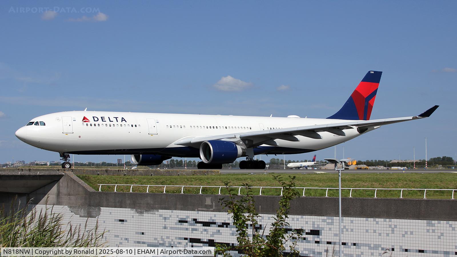 N818NW, 2007 Airbus A330-323 C/N 0857, at spl