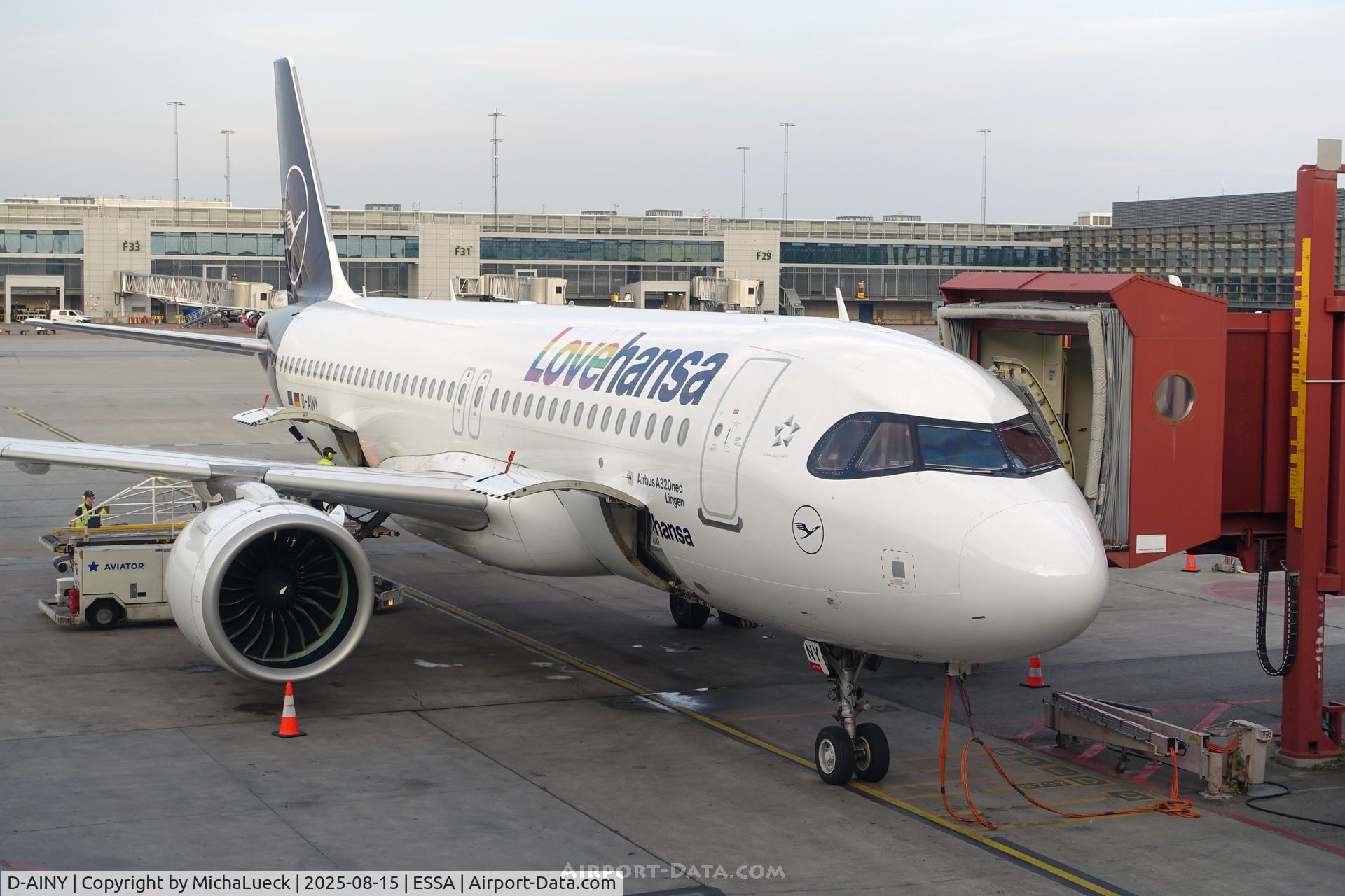 D-AINY, 2020 Airbus A320-271N C/N 9453, LOVEHANSA