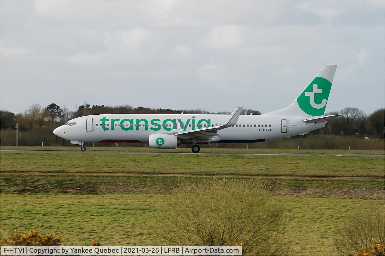 F-HTVI, 2018 Boeing 737-8K2 C/N 62164, Take off run rwy 25L, Brest-Bretagne airport (LFRB-BES)