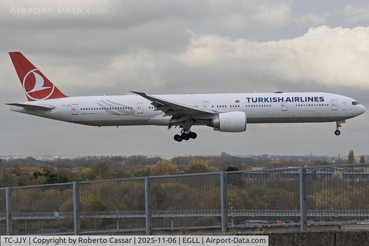 TC-JJY, 2015 Boeing 777-3F2/ER C/N 44120, London Heathrow Airport