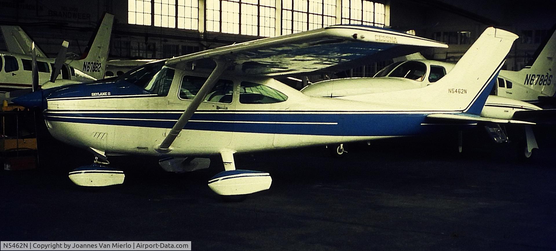 N5462N, Cessna 525C 182 C/N 00000000000, ex-slide