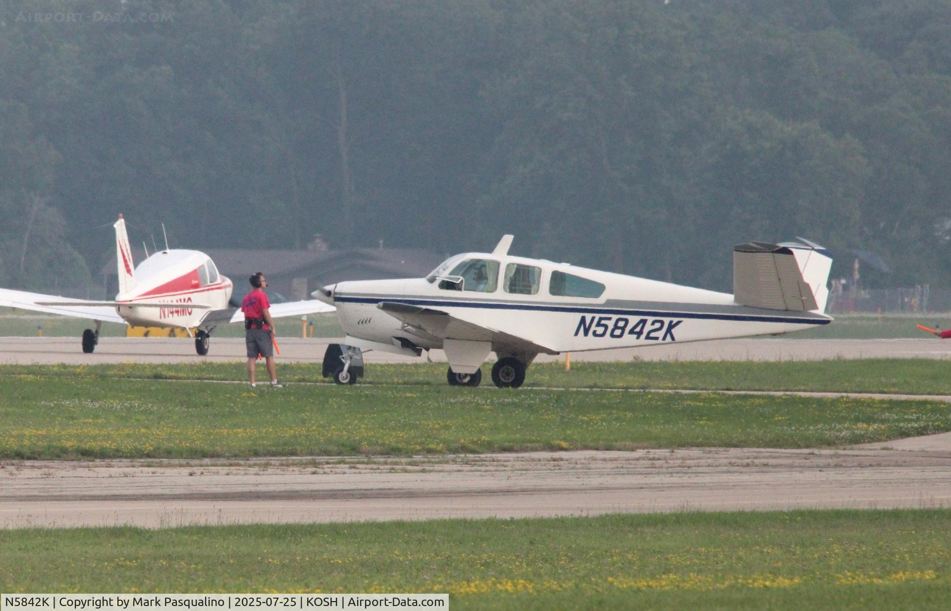N5842K, 1965 Beech S35 Bonanza C/N D-7853, Beech S35