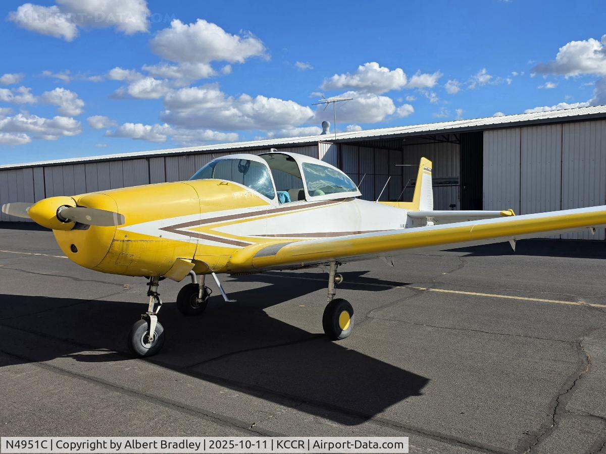 N4951C, 1948 Ryan Navion L-17B C/N NAV-4-1784, Yellow Ryan Navion, former Navy Commander's plane