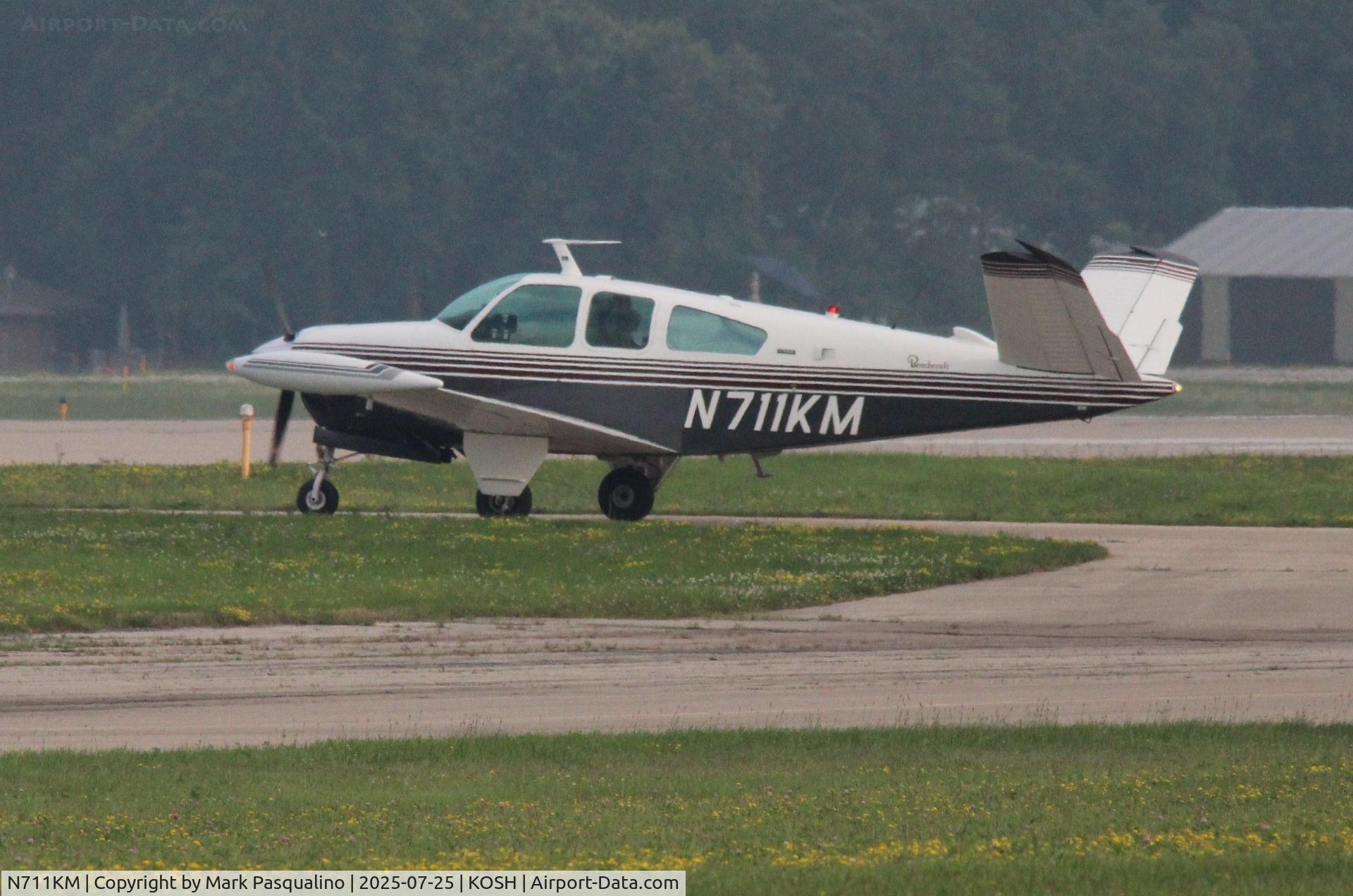 N711KM, 1970 Beech V35B Bonanza C/N D-9106, Beech V35B