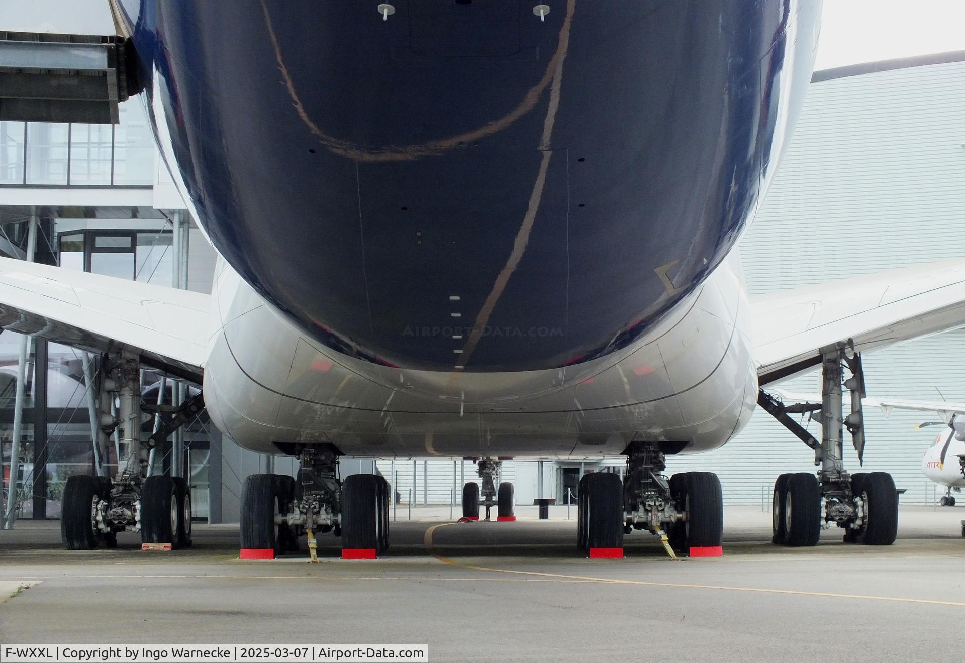 F-WXXL, 2005 Airbus A380-841 C/N 002, Airbus A380-841 at the Aeroscopia, Blagnac (Toulouse)