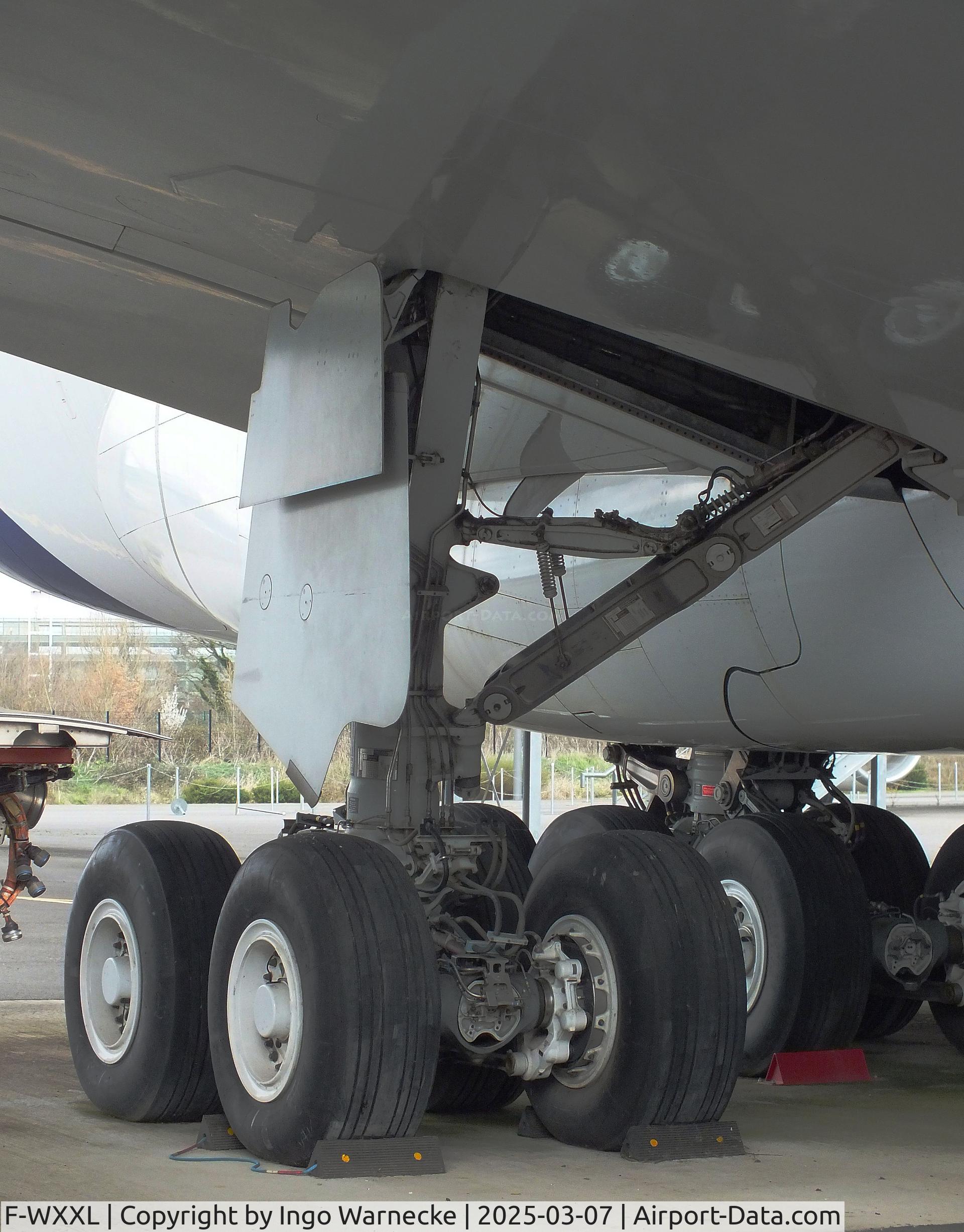 F-WXXL, 2005 Airbus A380-841 C/N 002, Airbus A380-841 at the Aeroscopia, Blagnac (Toulouse)