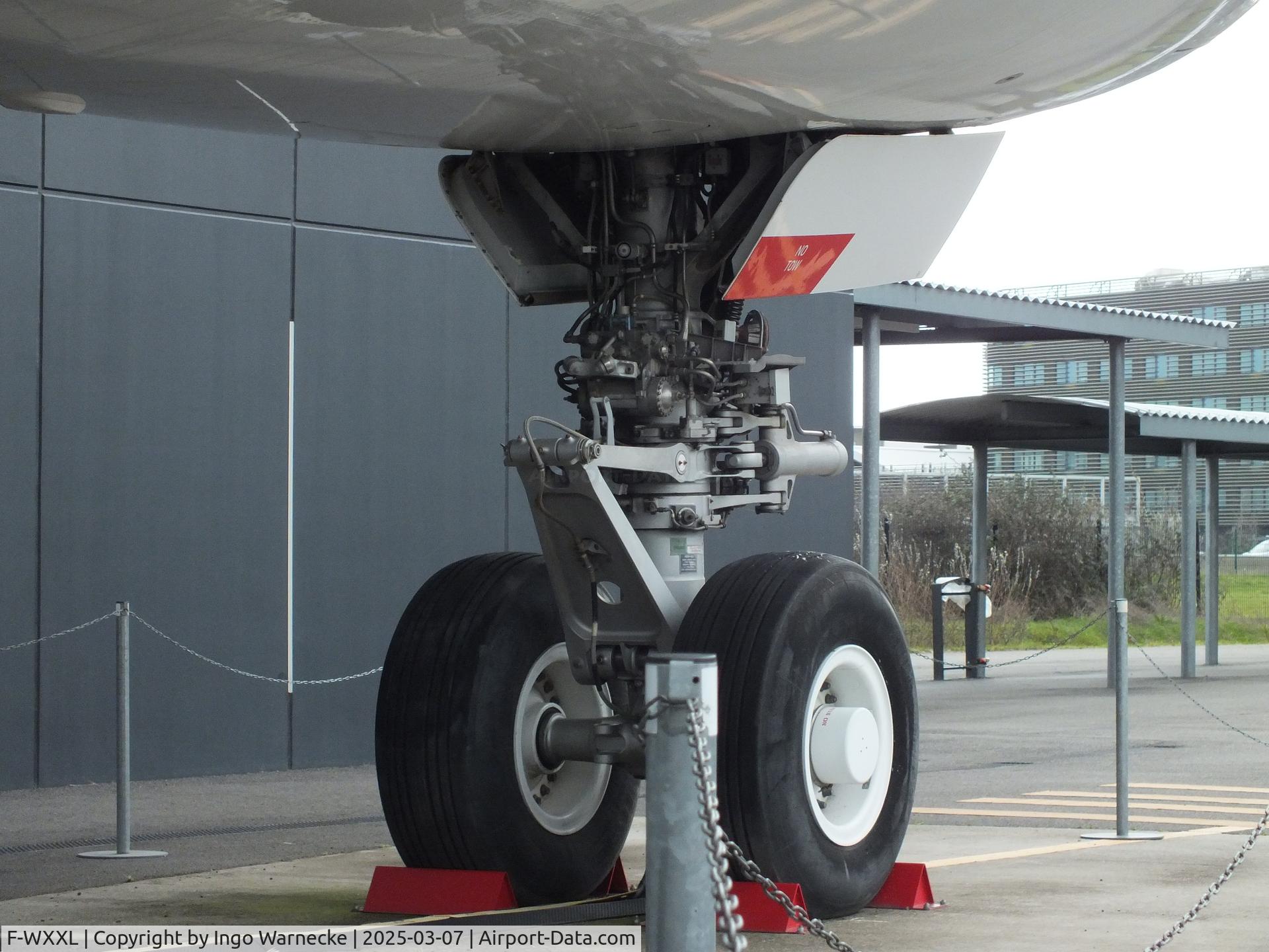 F-WXXL, 2005 Airbus A380-841 C/N 002, Airbus A380-841 at the Aeroscopia, Blagnac (Toulouse)