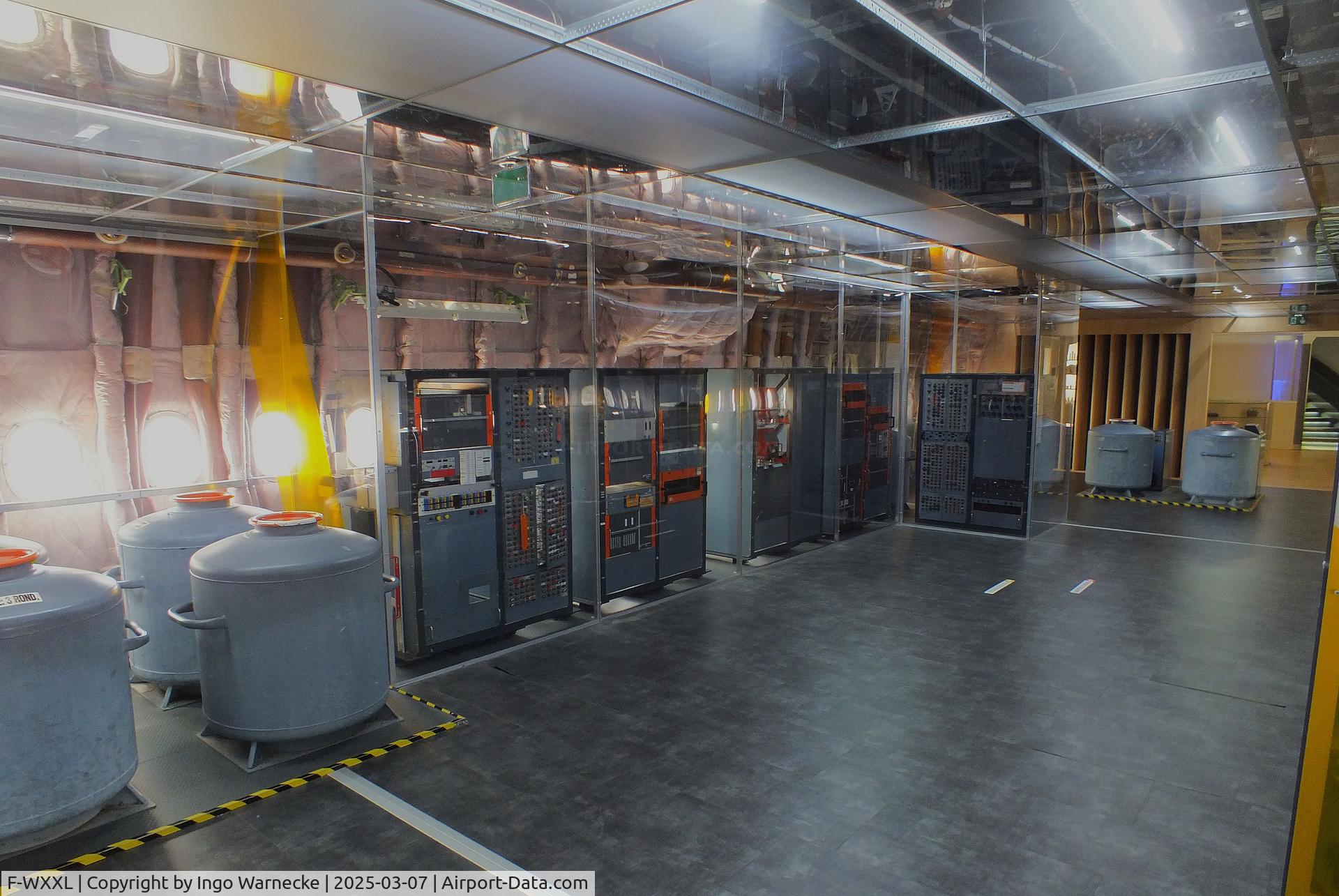 F-WXXL, 2005 Airbus A380-841 C/N 002, Airbus A380-841 at the Aeroscopia, Blagnac (Toulouse) #i