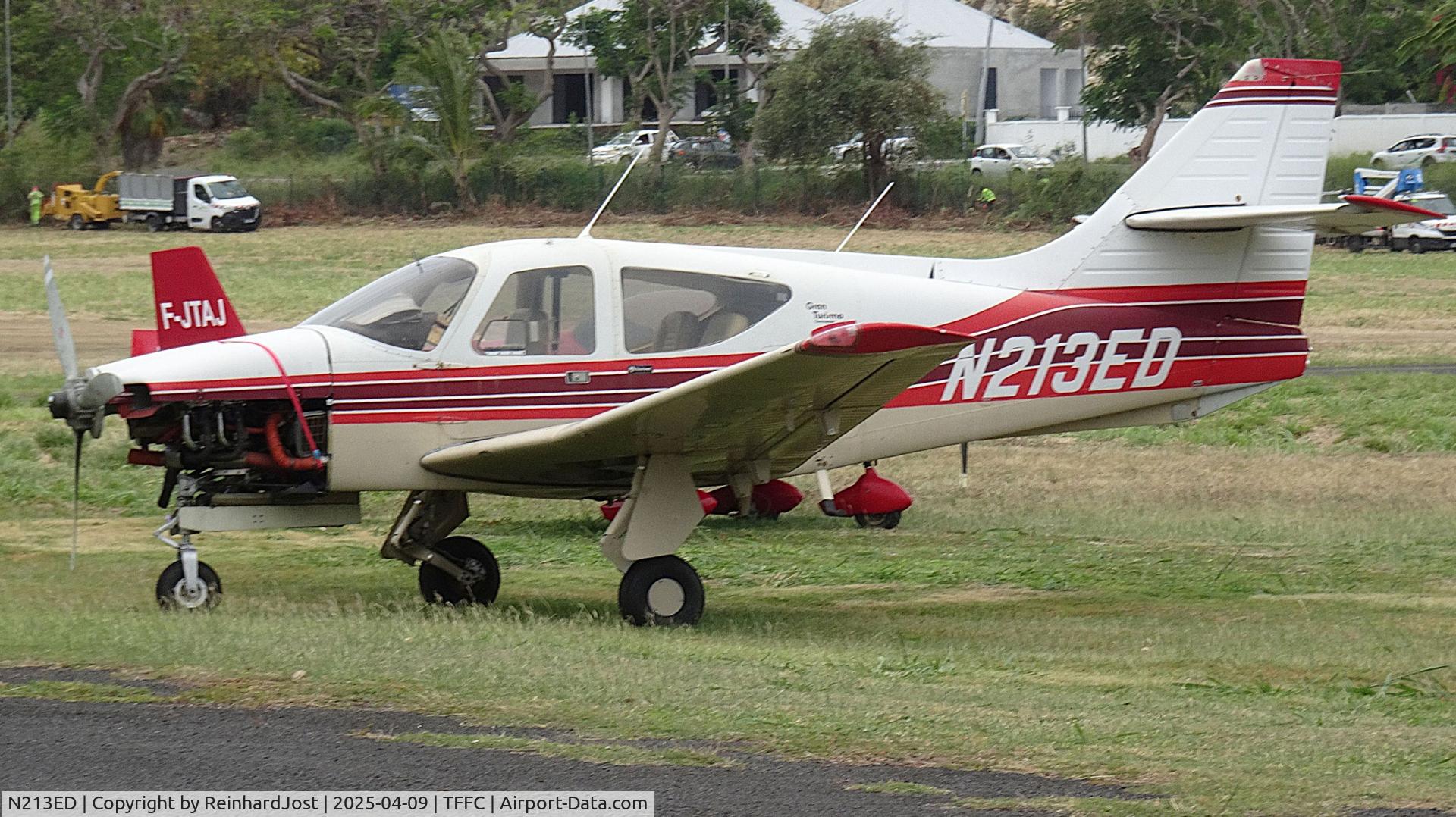 N213ED, Rockwell International 112B Commander C/N 528, Commander Gran Turismo under haeavy maintenance at Saint-Francois, Guadeloupe