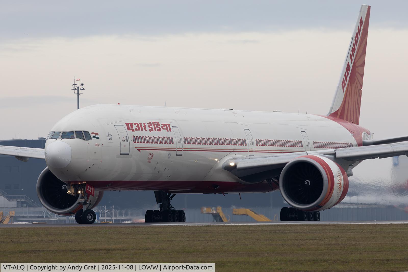 VT-ALQ, 2009 Boeing 777-337/ER C/N 36315, Air India 777-300