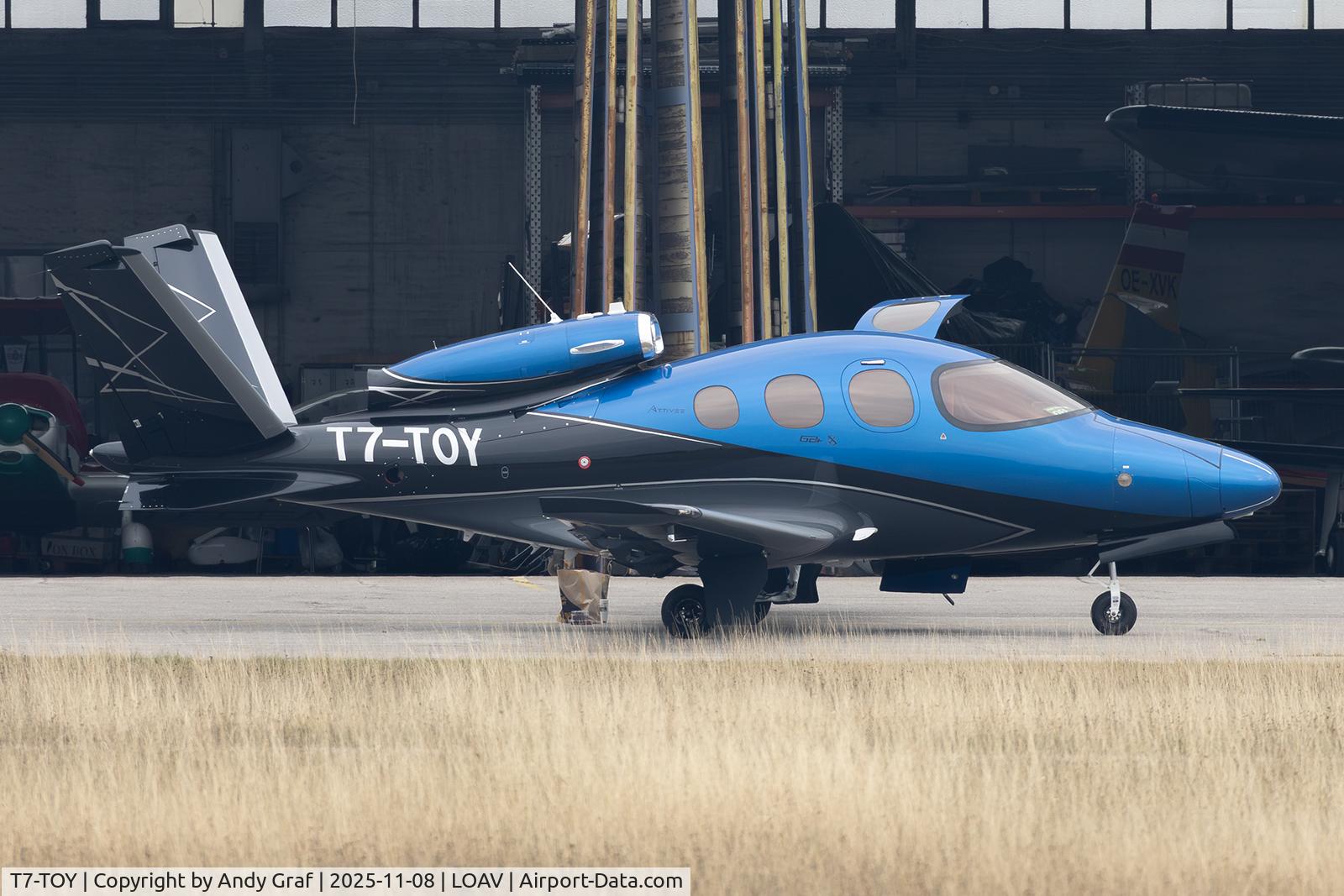 T7-TOY, Cirrus Aircraft Cirrus Jet C/N 1111, Untitled Cirrus Jet