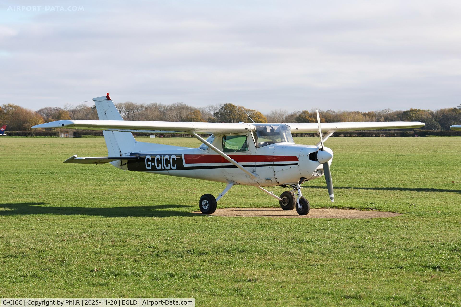 G-CICC, 1981 Cessna 152 C/N 152-85282, G-CICC 1981 Cessna 152 Denham 20.11.25