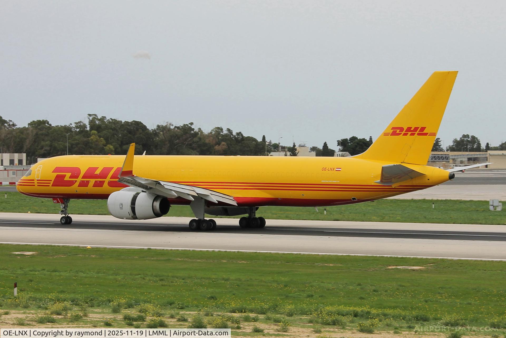 OE-LNX, 1999 Boeing 757-223F C/N 29589, Boeing 757-223F of DHL Austria reg OE-LNX just after landing RW31 from Milan Malpensa.