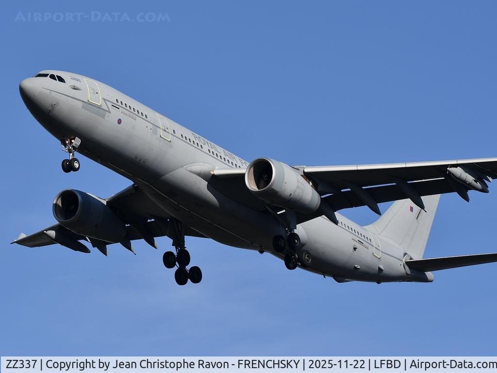 ZZ337, 2012 Airbus KC3 Voyager (A330-243MRTT) C/N 1390, RRR2129