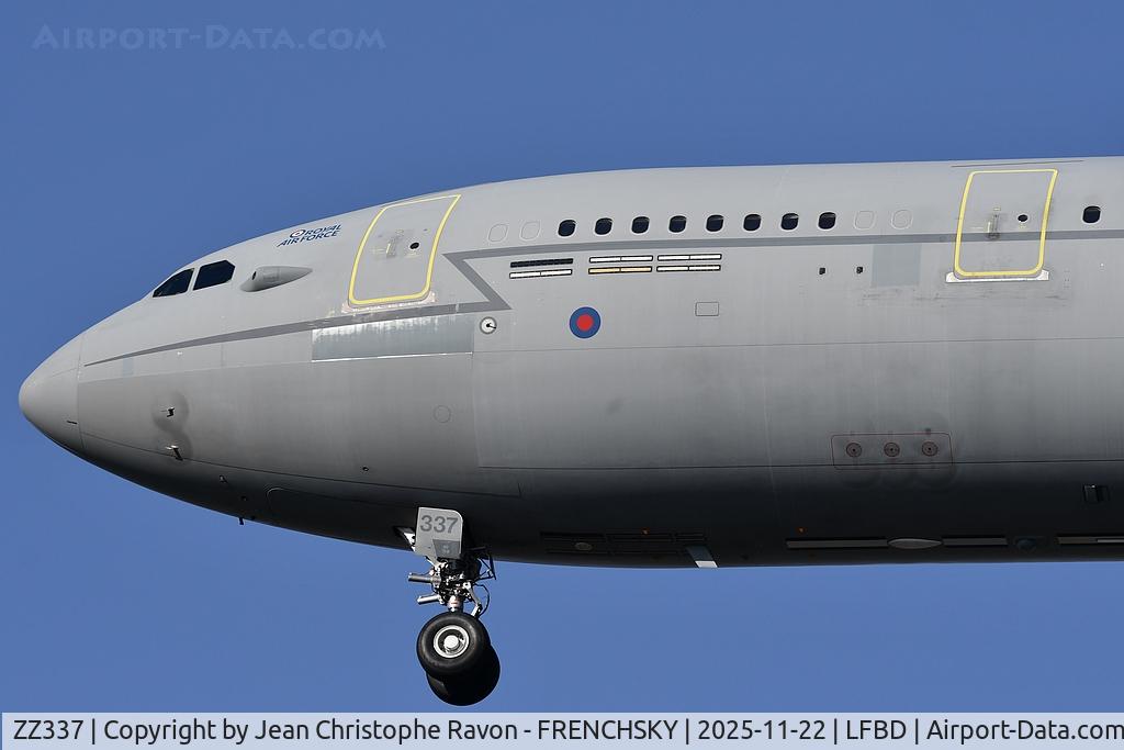 ZZ337, 2012 Airbus KC3 Voyager (A330-243MRTT) C/N 1390, RRR2129