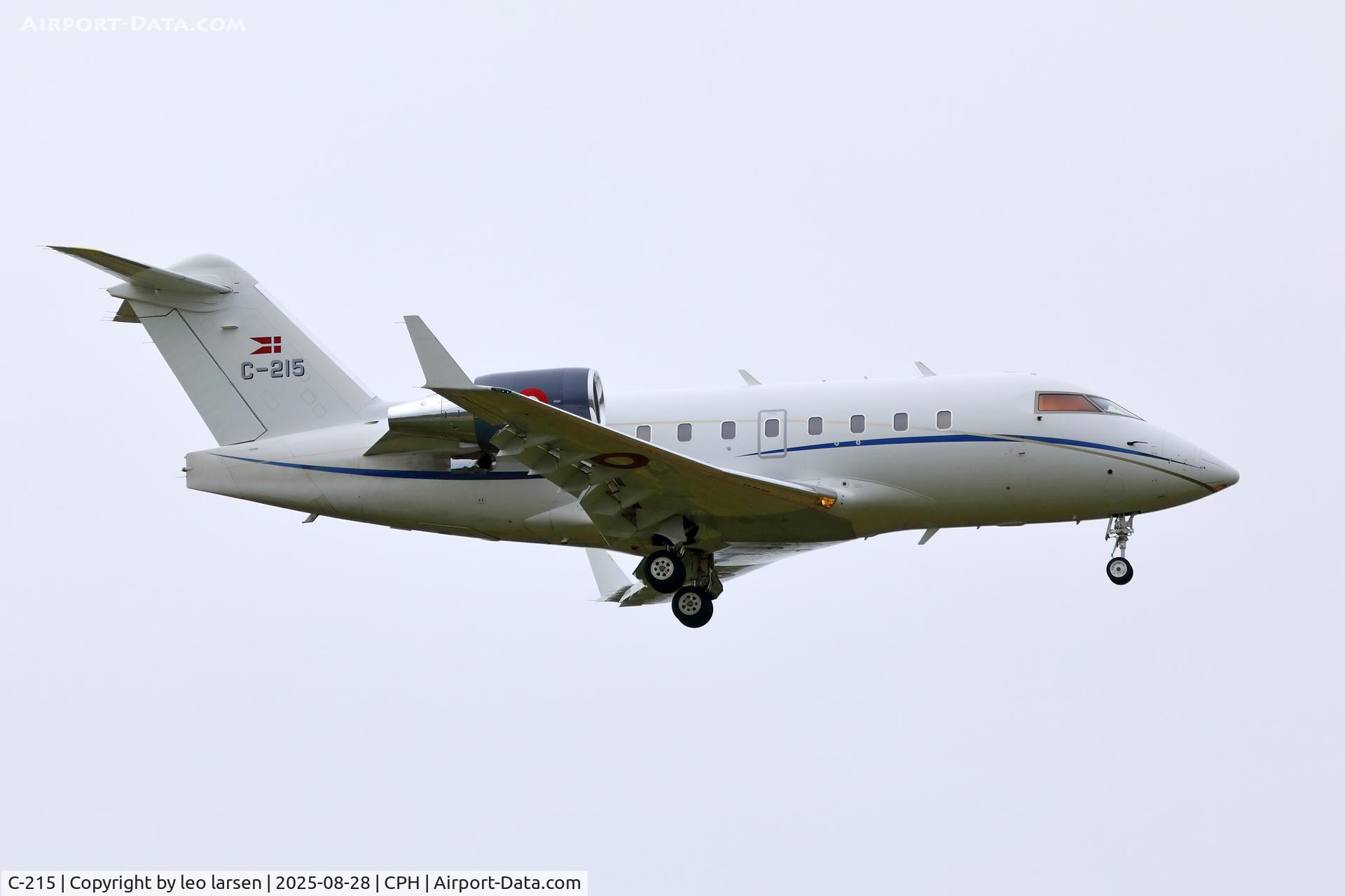C-215, 2001 Bombardier Challenger 604 (CL-600-2B16) C/N 5515, Copenhagen 28.8.2025