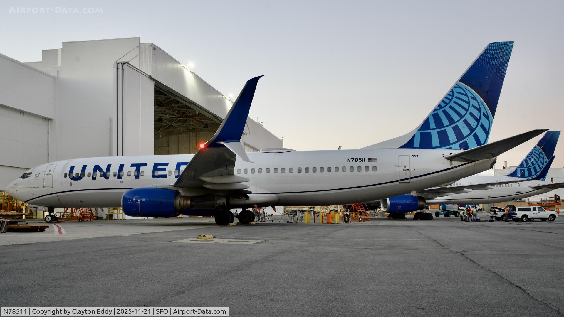 N78511, 2008 Boeing 737-824 C/N 33459, SFO 2025