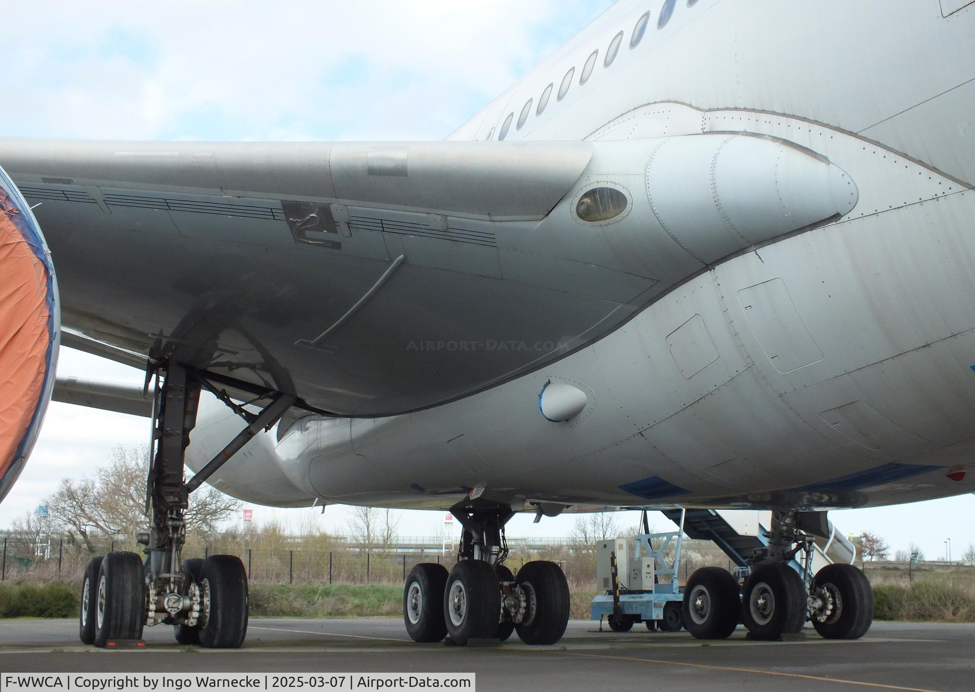 F-WWCA, 2001 Airbus A340-642 C/N 360, Airbus A340-642 (first prototype of A340-600) at the Aeroscopia, Blagnac (Toulouse)