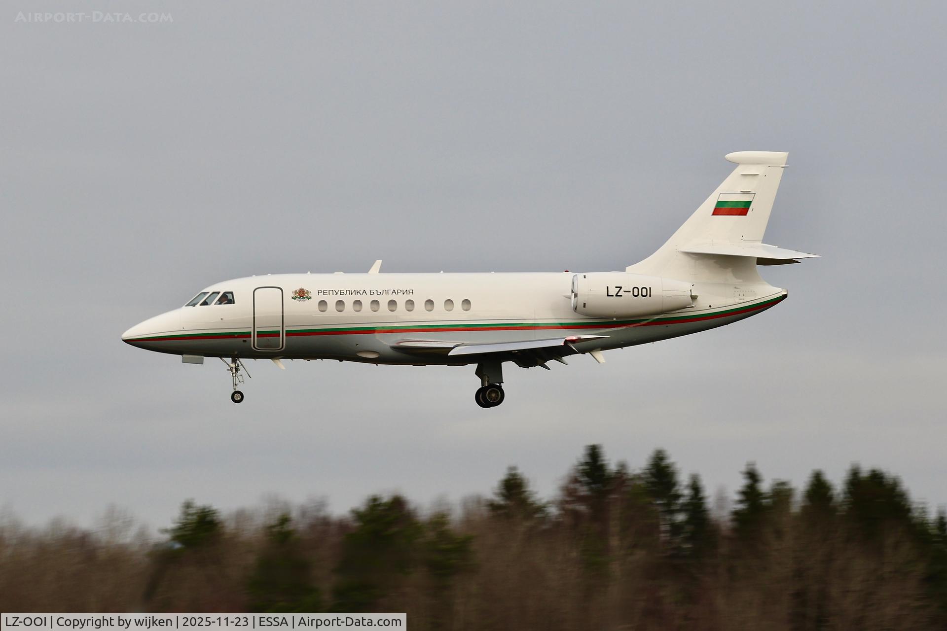 LZ-OOI, 2000 Dassault Falcon 2000 C/N 123, Rwy 26