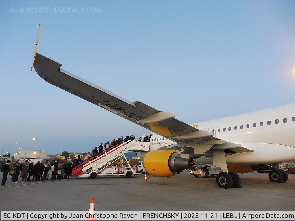 EC-KDT, 2007 Airbus A320-216 C/N 3145, Barcelona (BCN)	Bordeaux (BOD)	VY2914