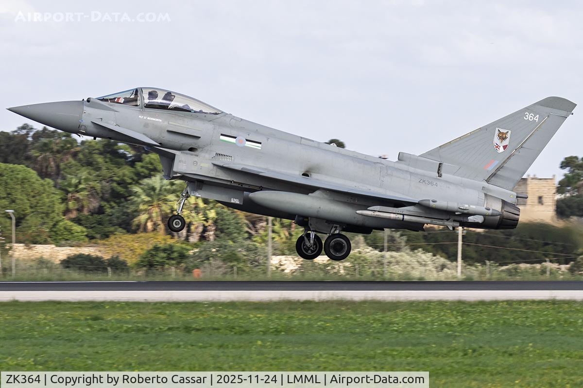 ZK364, 2014 Eurofighter EF-2000 Typhoon FGR.4 C/N BS125/449, Runway 31