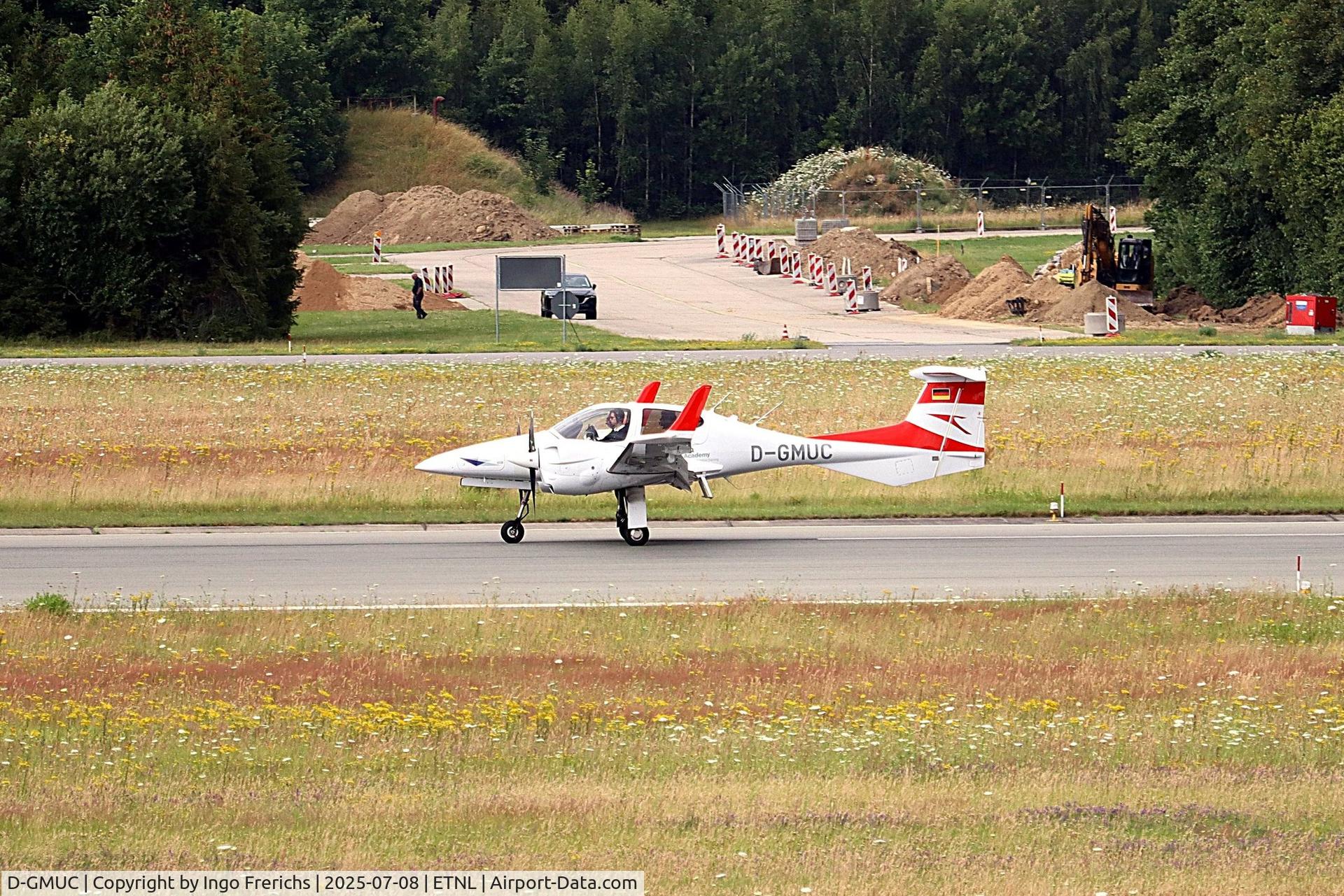 D-GMUC, Diamond DA-42 NG Twin Star C/N 42.N311, Diamond DA-42 NG Twin Star D-GMUC at Rostock-Laage Airport