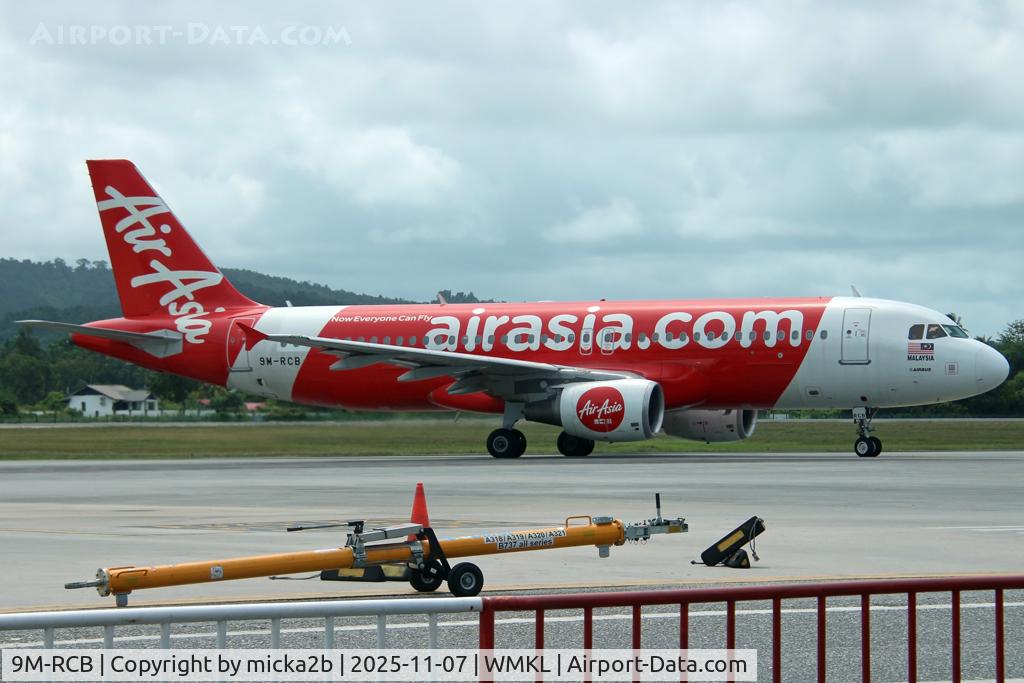 9M-RCB, Airbus A320-214 C/N 4727, Taxiing