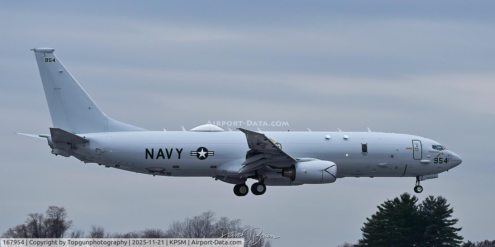 167954, 2013 Boeing P-8A Poseidon C/N 34397, SCORE33 working RW34