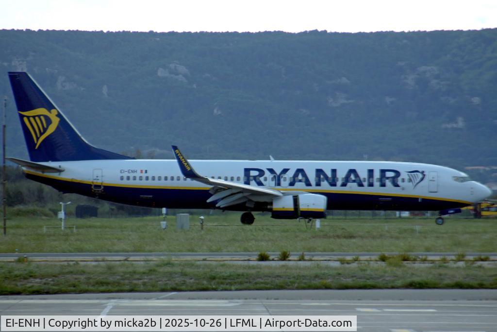 EI-ENH, 2010 Boeing 737-8AS C/N 35033, Taxiing