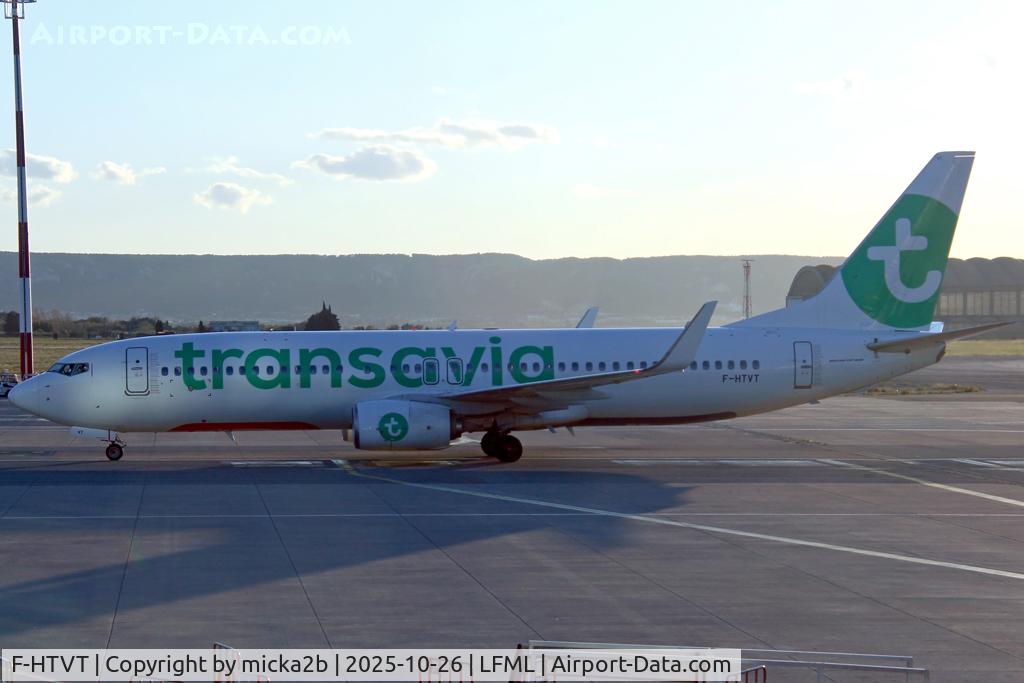 F-HTVT, 2012 Boeing 737-86J C/N 37767, Taxiing