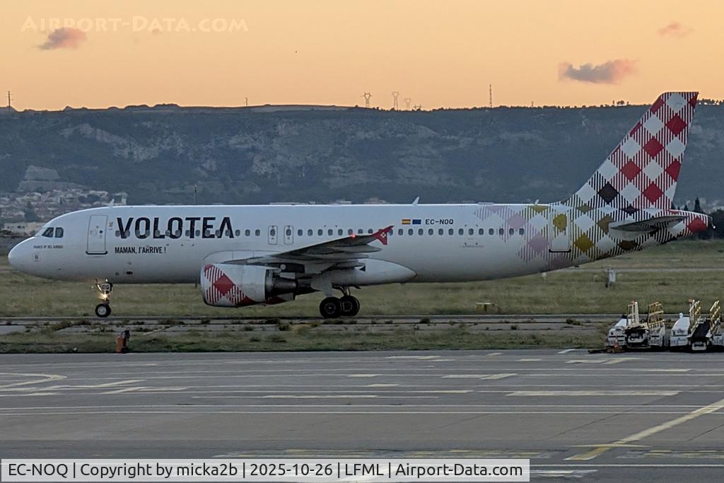 EC-NOQ, 2009 Airbus A320-216 C/N 3765, Taxiing
