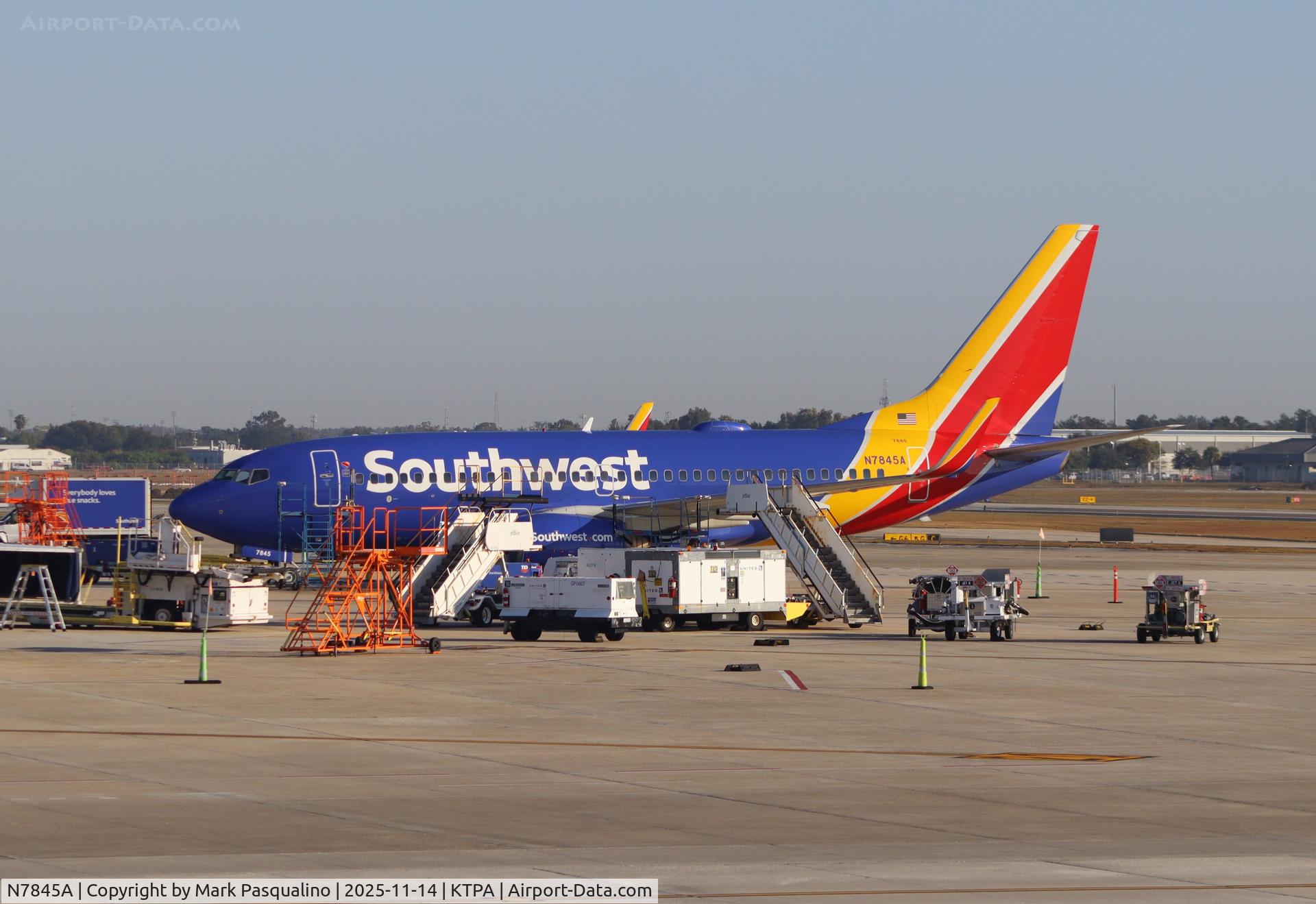 N7845A, 2006 Boeing 737-71B C/N 29366, Boeing 737-71B