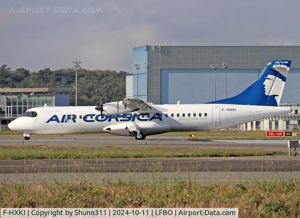 F-HXKI, 2022 ATR 72-600 C/N 1651, Ready for take off rwy 14L