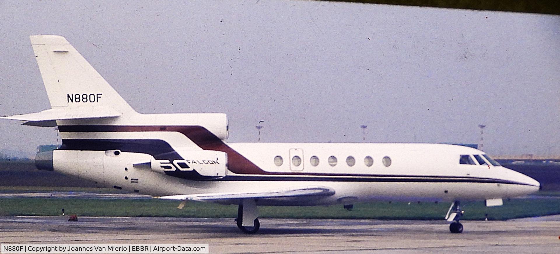 N880F, Dassault 50 C/N 00000000000, ex-slide