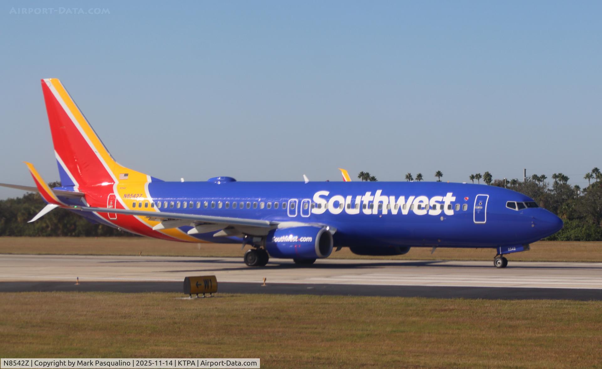 N8542Z, 2017 Boeing 737-8H4 C/N 63581, Boeing 737-8H4