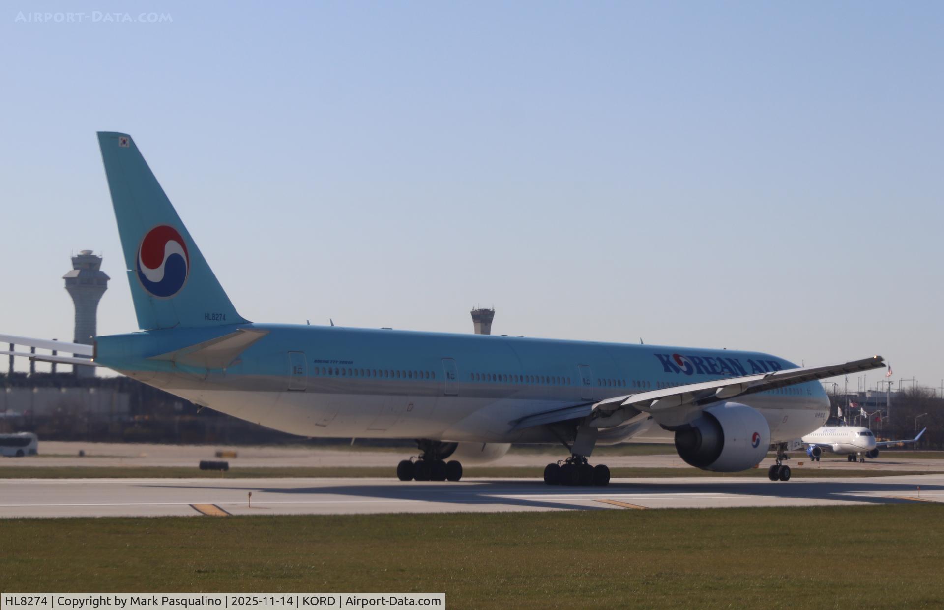 HL8274, 2013 Boeing 777-3B5/ER C/N 41998, Boeing 777-3B5/ER