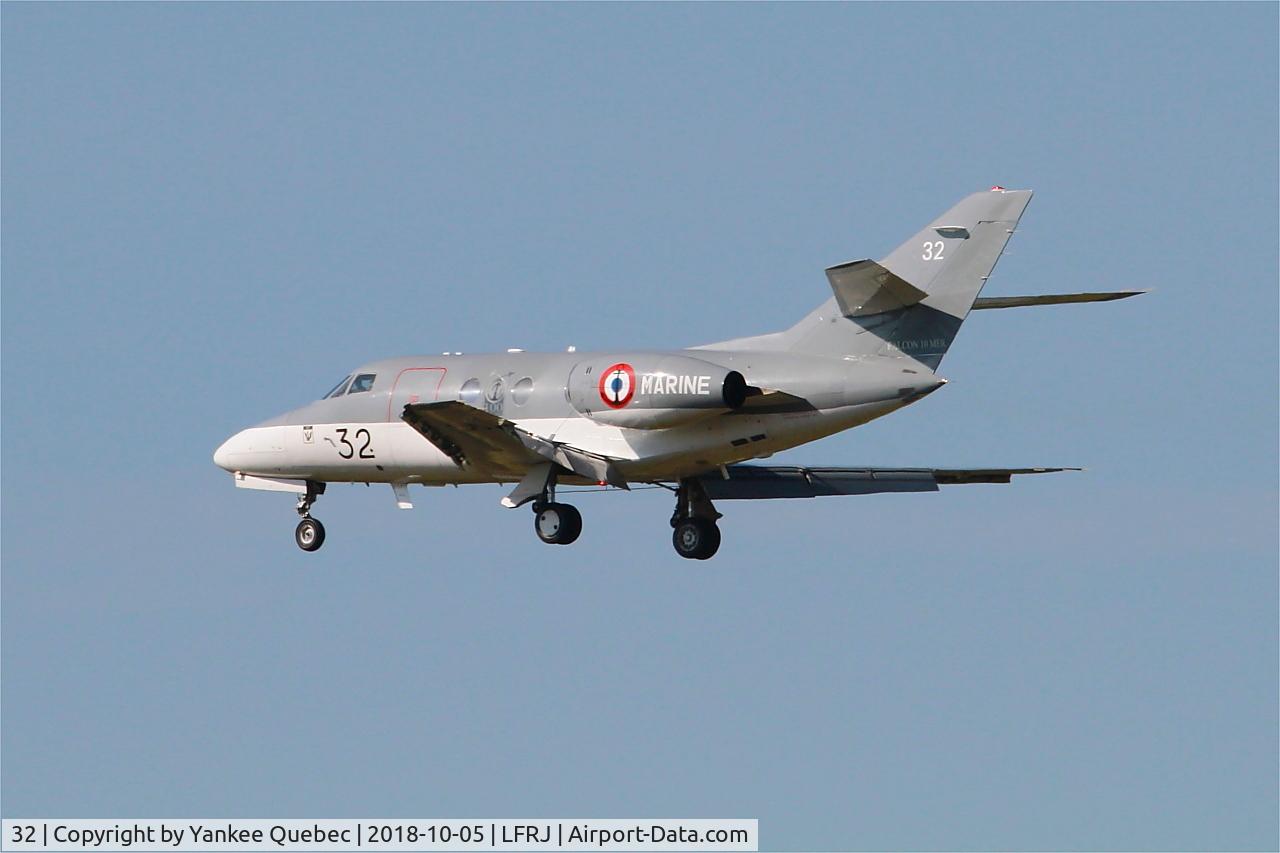 32, 1974 Dassault Falcon 10MER C/N 32, Dassault Falcon 10 MER, Landivisiau Naval Air Base (LFRJ-LDV)