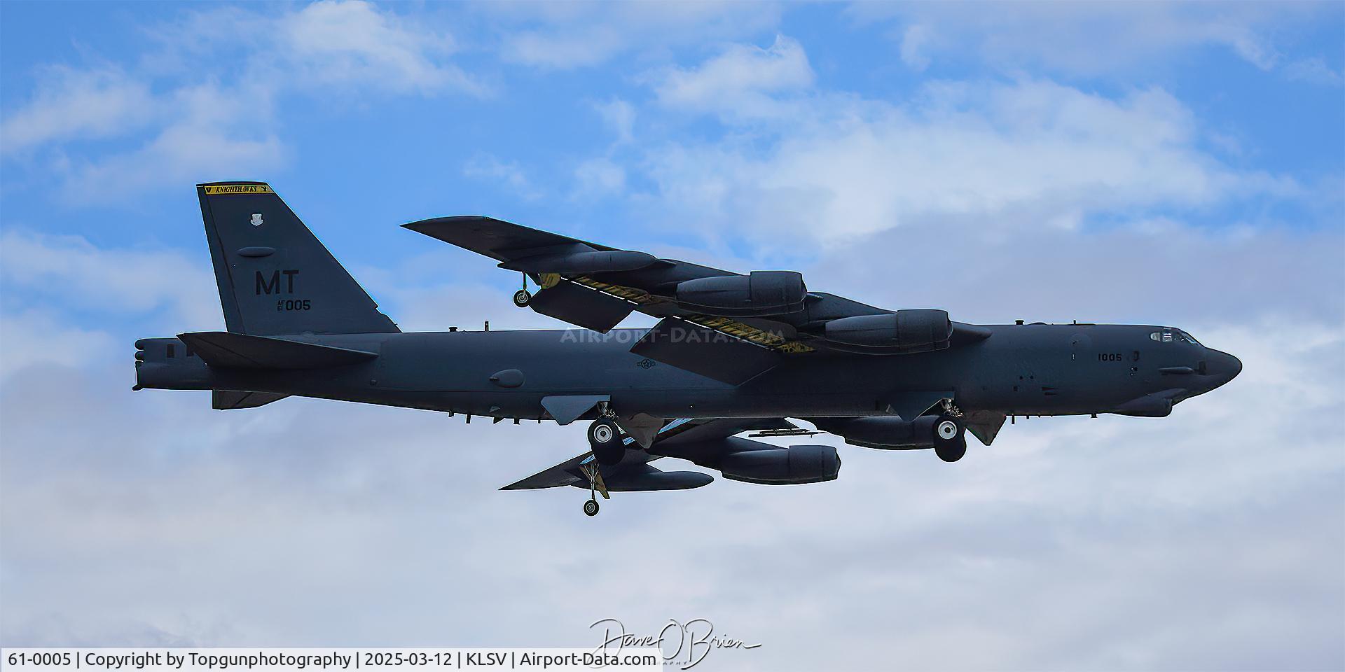 61-0005, 1961 Boeing B-52H Stratofortress C/N 464432, TIGER32 returning to Nellis