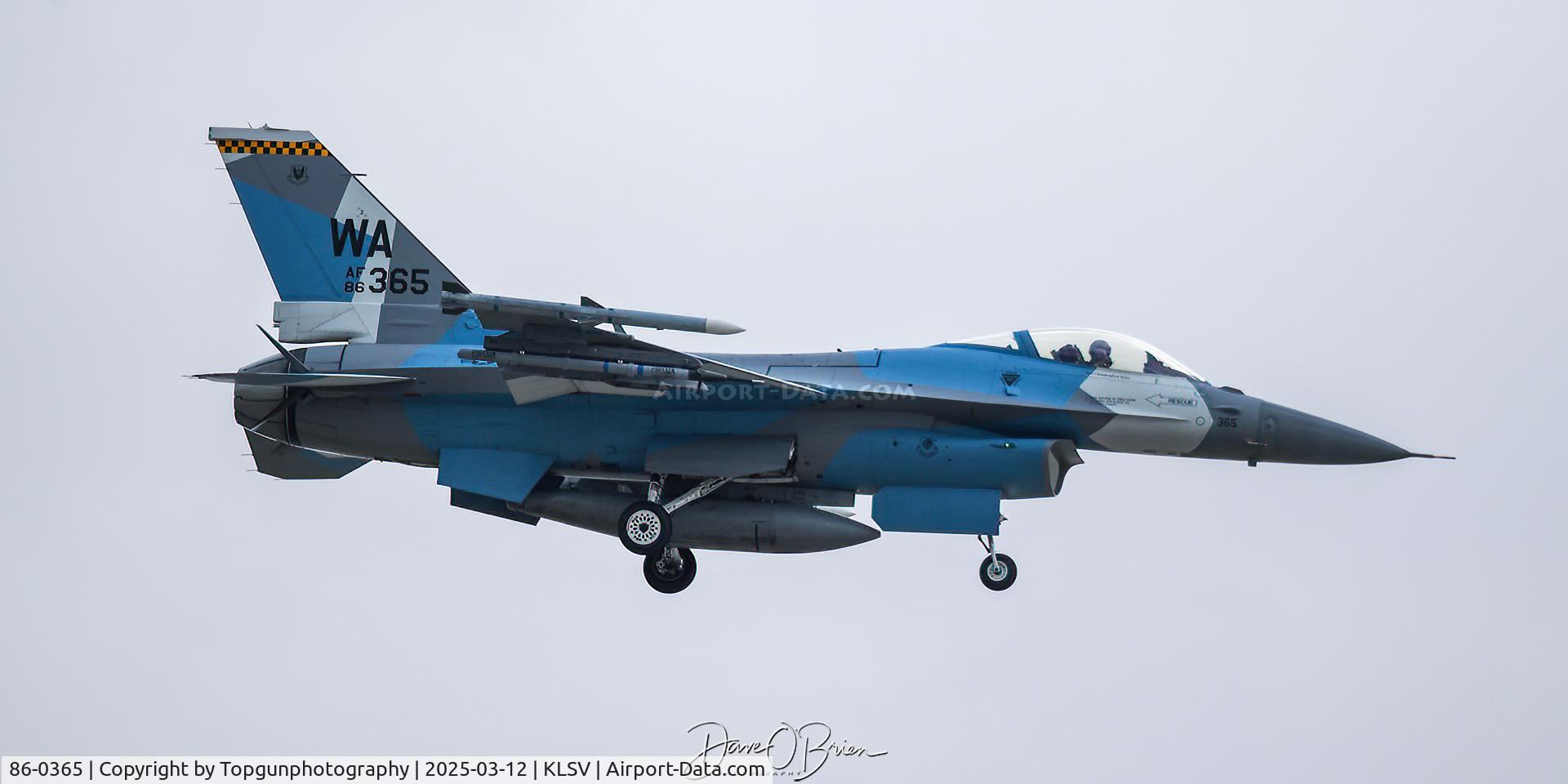 86-0365, 1986 General Dynamics F-16C C/N 5C-471, IVAN11 right base