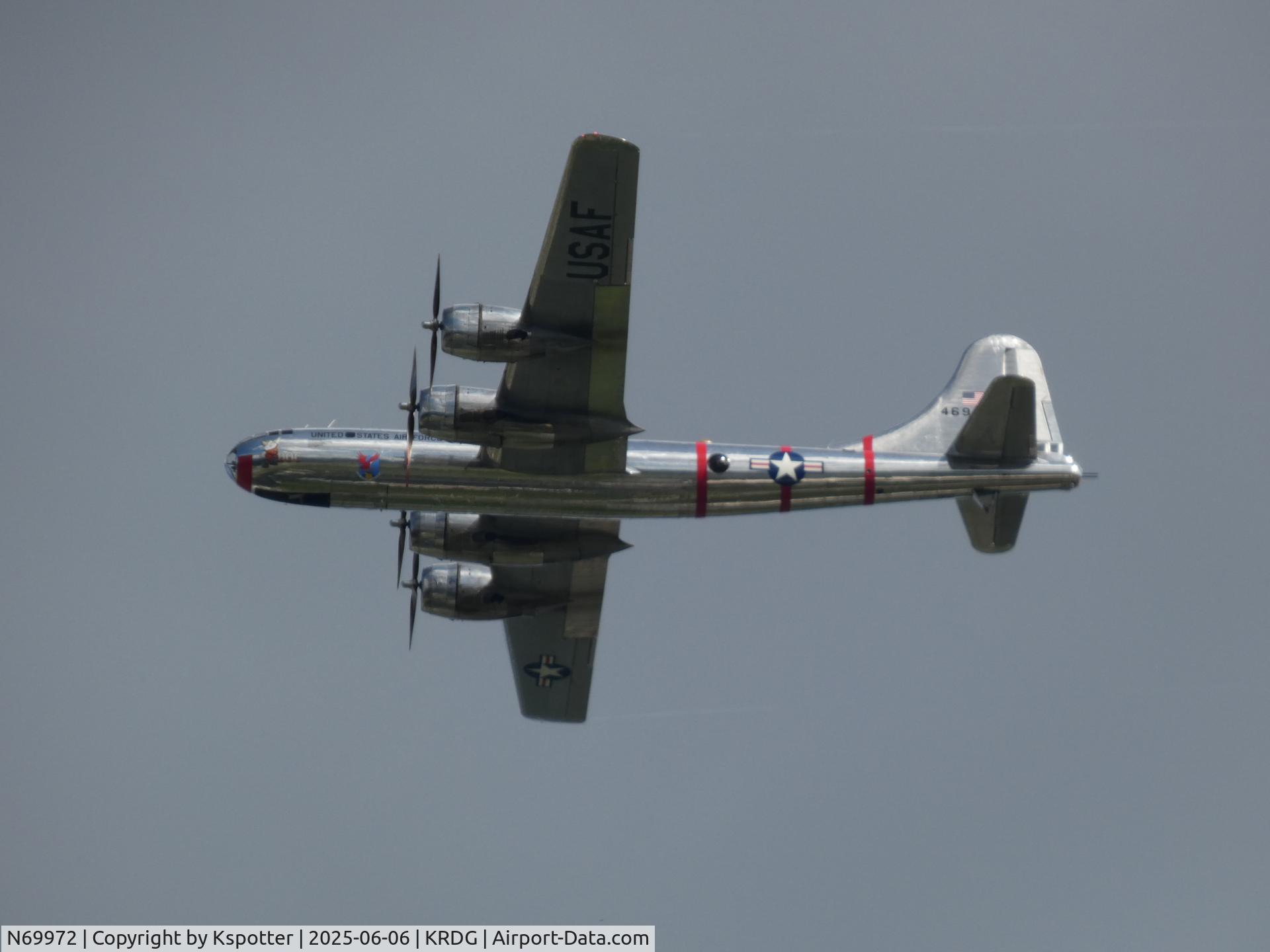 N69972, 1944 Boeing TB-29 (B-29-70-BW) Superfortress C/N 10804, Reading WII Weekend 2025