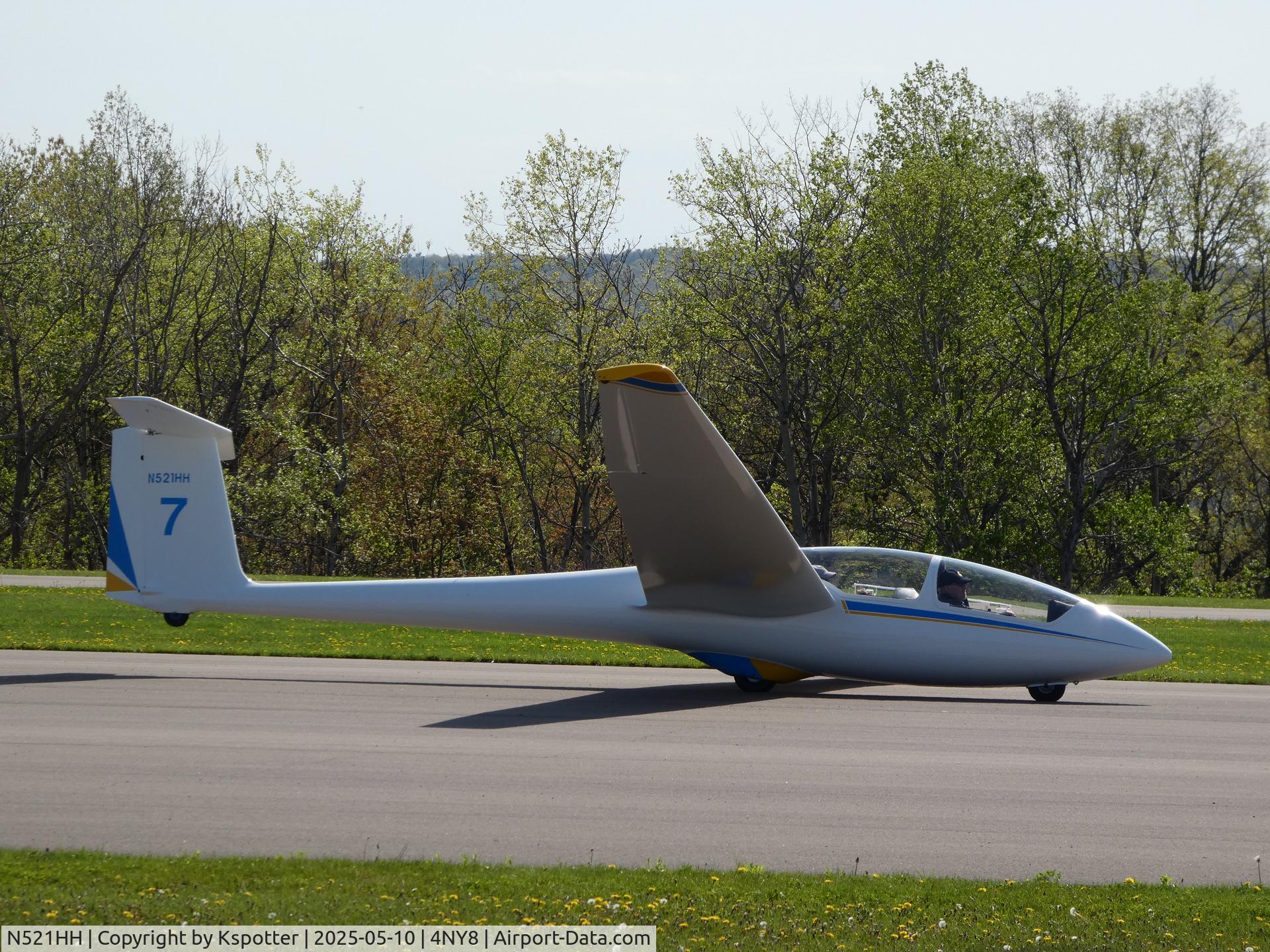N521HH, 1999 Schleicher ASK-21 C/N 21704, One of the first gliders I've ever flown