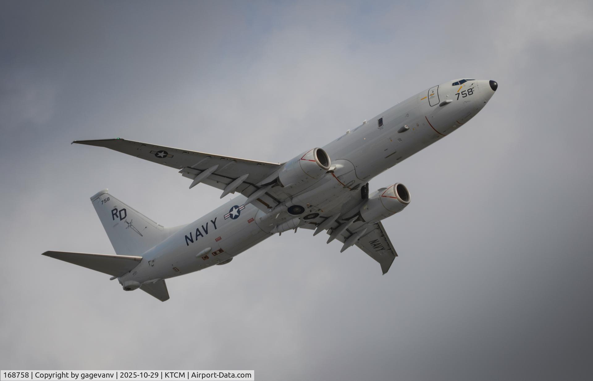 168758, 2014 Boeing P-8A Poseidon C/N 42254, touch n go departure at McChord Field